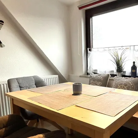 Ankerplatz In Ruhiger Wohngegend