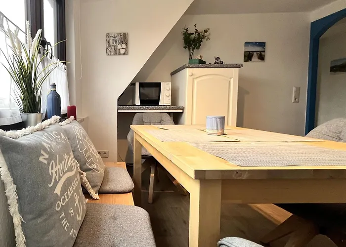 Ankerplatz In Ruhiger Wohngegend * Timmendorfer Strand